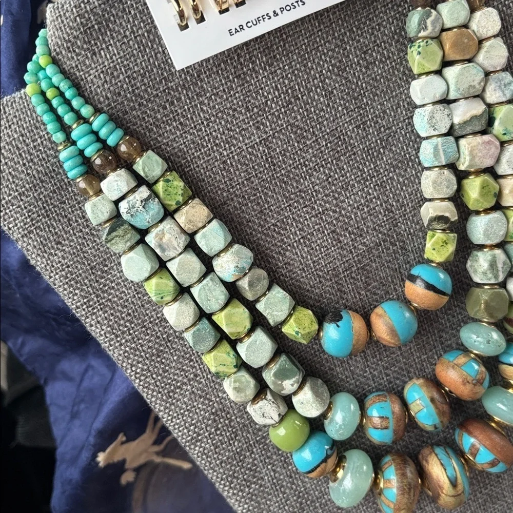 Vintage Navajo Green Turquoise Beaded Multi-Strand Necklace & Nine West Earrings